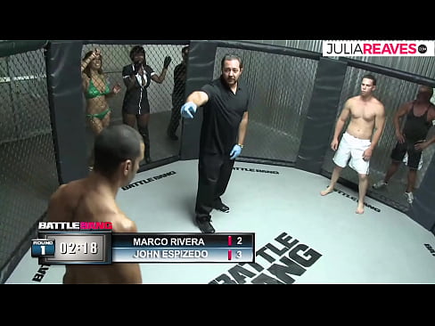 ❤️ Ultimate Fighter-ek zenbakizko neska bat izorratzen du ringean borroka baten ondoren ❌ Porno ederra gugan ❌️