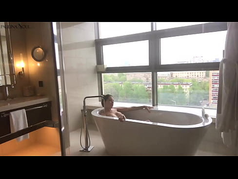 ❤️ Babe izugarria Sutsuki jertzen da bere pussy off bainugelan ❌ Porno ederra gugan ❌️